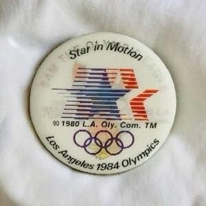 Vintage 1984 Los Angeles Olympics Sam Eagle Flicker Pin 2.25" Pinback Button VG